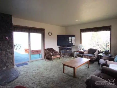 503 Deer Dr, Mitchell, OR 97750 photo 6
