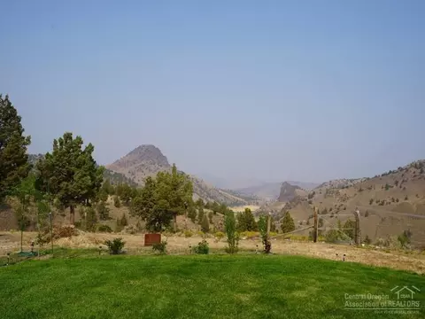 503 Deer Dr, Mitchell, OR 97750 photo 4