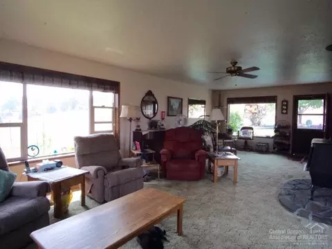 503 Deer Dr, Mitchell, OR 97750 photo 7
