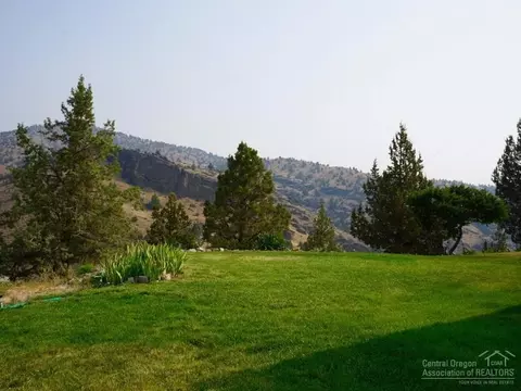 503 Deer Dr, Mitchell, OR 97750 photo 3