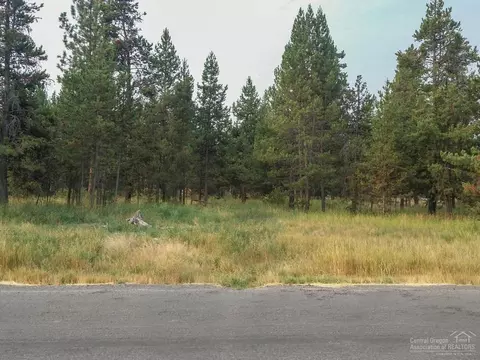 55694 Big River Dr, Bend, OR 97707 photo 2