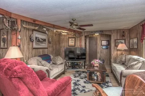 16460 Wayne Dr, La Pine, OR 97739 photo 6