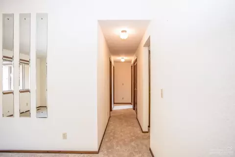 19667 Ridgewood Dr, Bend, OR 97701 photo 11