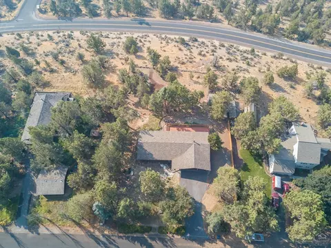 19667 Ridgewood Dr, Bend, OR 97701 photo 25
