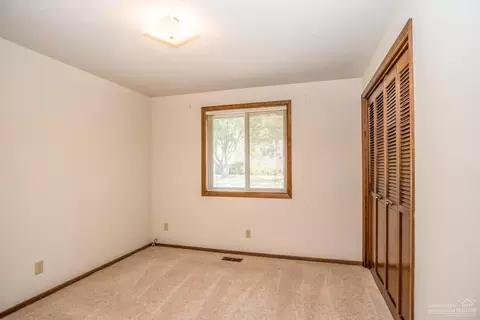 19667 Ridgewood Dr, Bend, OR 97701 photo 14