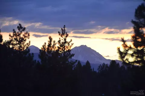 2827 NW Windham Loop, Bend, OR 97703 photo 22