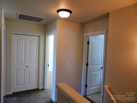 61075 Parrell Rd, Bend, OR 97702 photo 13