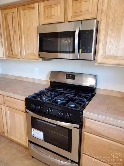 61075 Parrell Rd, Bend, OR 97702 photo 8