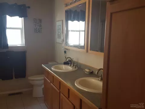 52670 Wayside Loop, La Pine, OR 97739 photo 15
