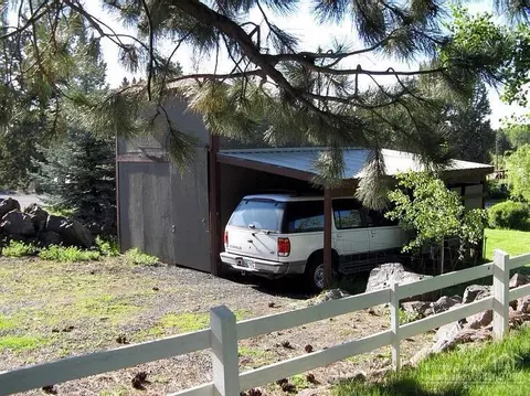64995 Valeview Dr, Bend, OR 97703 photo 17