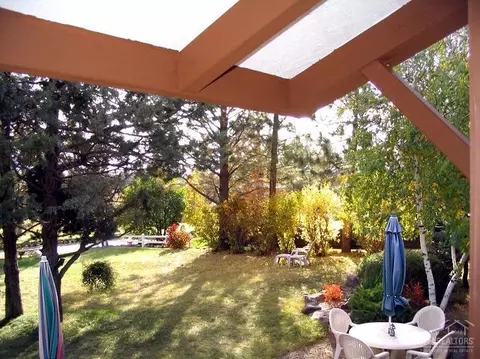 64995 Valeview Dr, Bend, OR 97703 photo 16