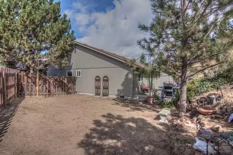20799 Renee Ct, Bend, OR 97701 photo 23
