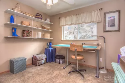 20799 Renee Ct, Bend, OR 97701 photo 14