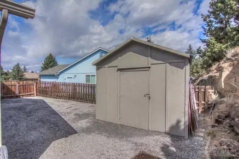 20799 Renee Ct, Bend, OR 97701 photo 21