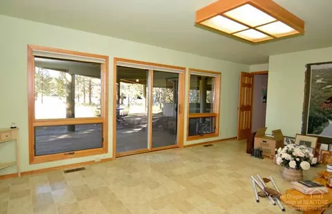 18010 Hickory Ln, Sunriver, OR 97707 photo 20