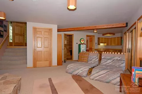 18010 Hickory Ln, Sunriver, OR 97707 photo 23