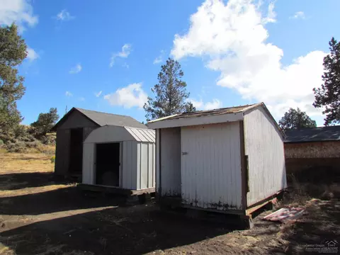 25060 Bachelor Ln, Bend, OR 97701 photo 4
