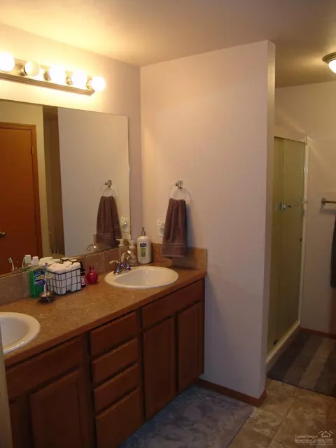 16183 North Dr, La Pine, OR 97739 photo 14