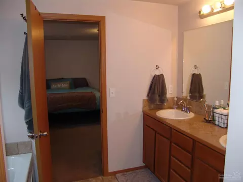 16183 North Dr, La Pine, OR 97739 photo 13