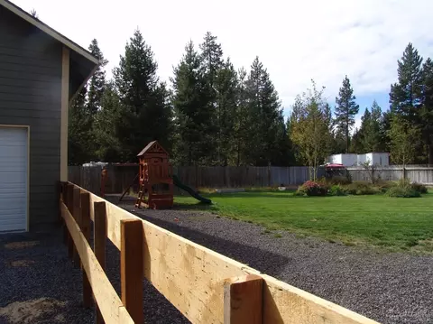 16183 North Dr, La Pine, OR 97739 photo 22