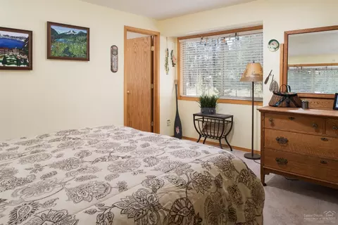 57808 Summit, Sunriver, OR 97707 photo 11