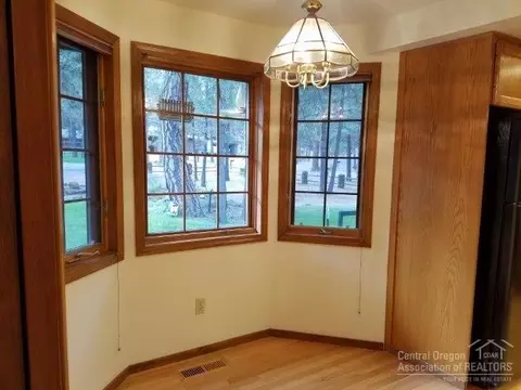14530 Mountain View Loop, Sisters, OR 97759 photo 12