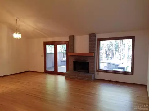 14530 Mountain View Loop, Sisters, OR 97759 photo 5