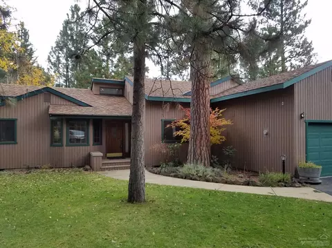 14530 Mountain View Loop, Sisters, OR 97759 photo 2