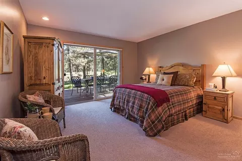 17927 Red Cedar Ln, Sunriver, OR 97707 photo 8