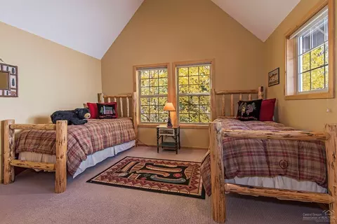 17927 Red Cedar Ln, Sunriver, OR 97707 photo 14