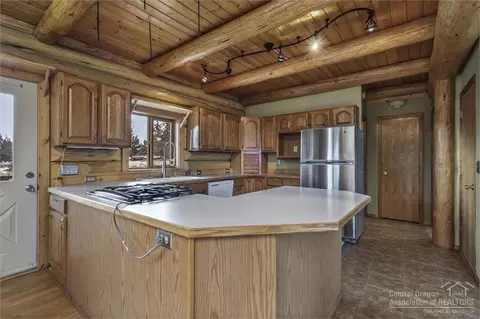 65325 73rd St, Bend, OR 97703 photo 7