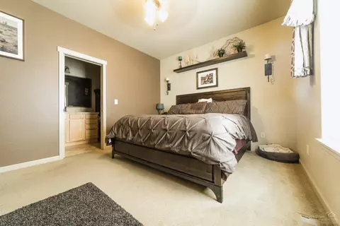 63802 Stanley Way, Bend, OR 97701 photo 9