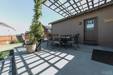 63802 Stanley Way, Bend, OR 97701 photo 17