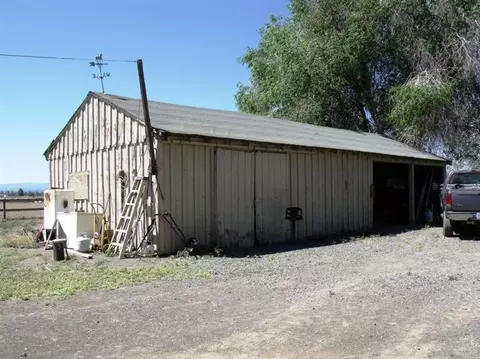 62750 Dodds Rd, Bend, OR 97701 photo 4