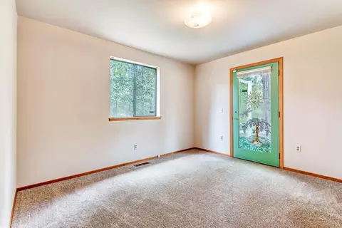 20312 Rae Rd, Bend, OR 97702 photo 15