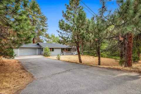 20312 Rae Rd, Bend, OR 97702 photo 2