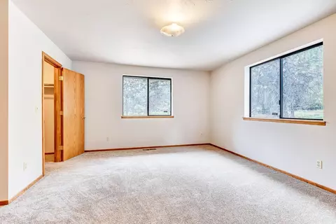 20312 Rae Rd, Bend, OR 97702 photo 12