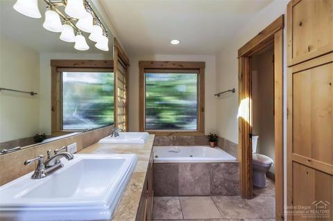 2159 NW Awbrey, Bend, OR 97701 photo 17
