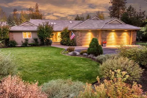 19577 Green Lakes Loop, Bend, OR 97702 photo 1