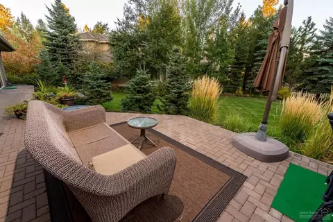 19577 Green Lakes Loop, Bend, OR 97702 photo 12