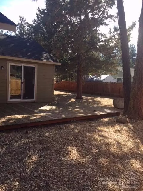 19994 Pinewood Rd, Bend, OR 97702 photo 6