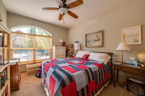 19529 Sugar Mill Loop, Bend, OR 97702 photo 15