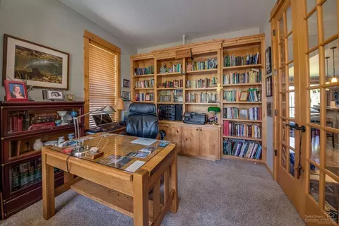 19529 Sugar Mill Loop, Bend, OR 97702 photo 4