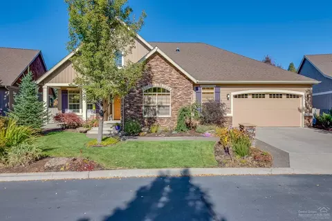 19529 Sugar Mill Loop, Bend, OR 97702 photo 1