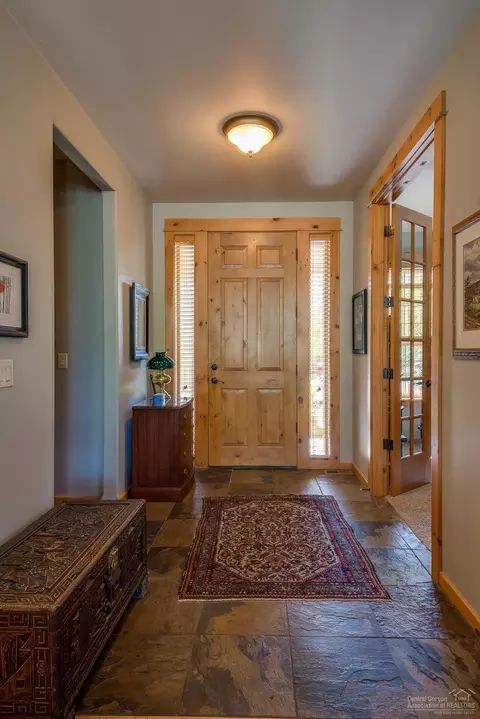 19529 Sugar Mill Loop, Bend, OR 97702 photo 3