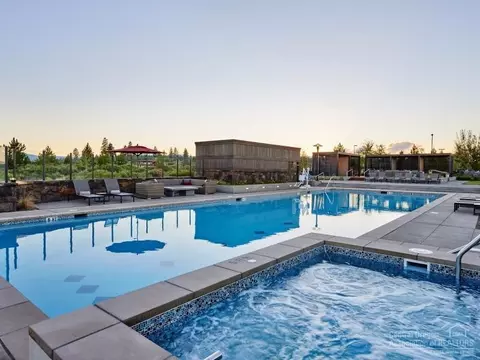 61385 Skene Trl, Bend, OR 97702 photo 11