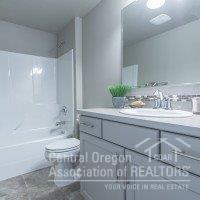 20356 SE Lois Way, Bend, OR 97702 photo 10