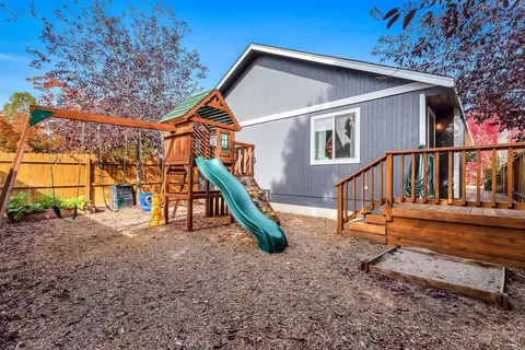 62816 Timberline Ct, Bend, OR 97701 photo 15