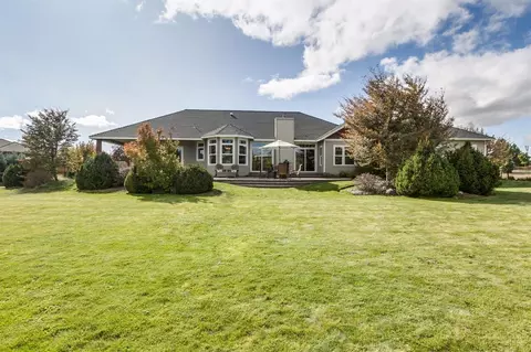 21460 Bradetich Loop, Bend, OR 97701 photo 23