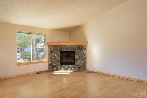 20530 Prospector Loop, Bend, OR 97702 photo 5